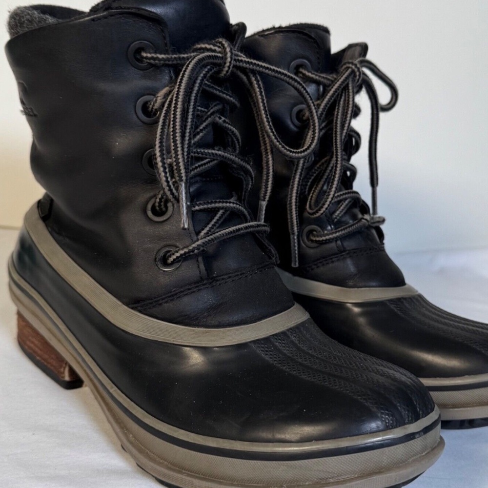 Women's Sorel Slimpack III Rain Snow Winter Waterproof Duck Boots  Size 8
